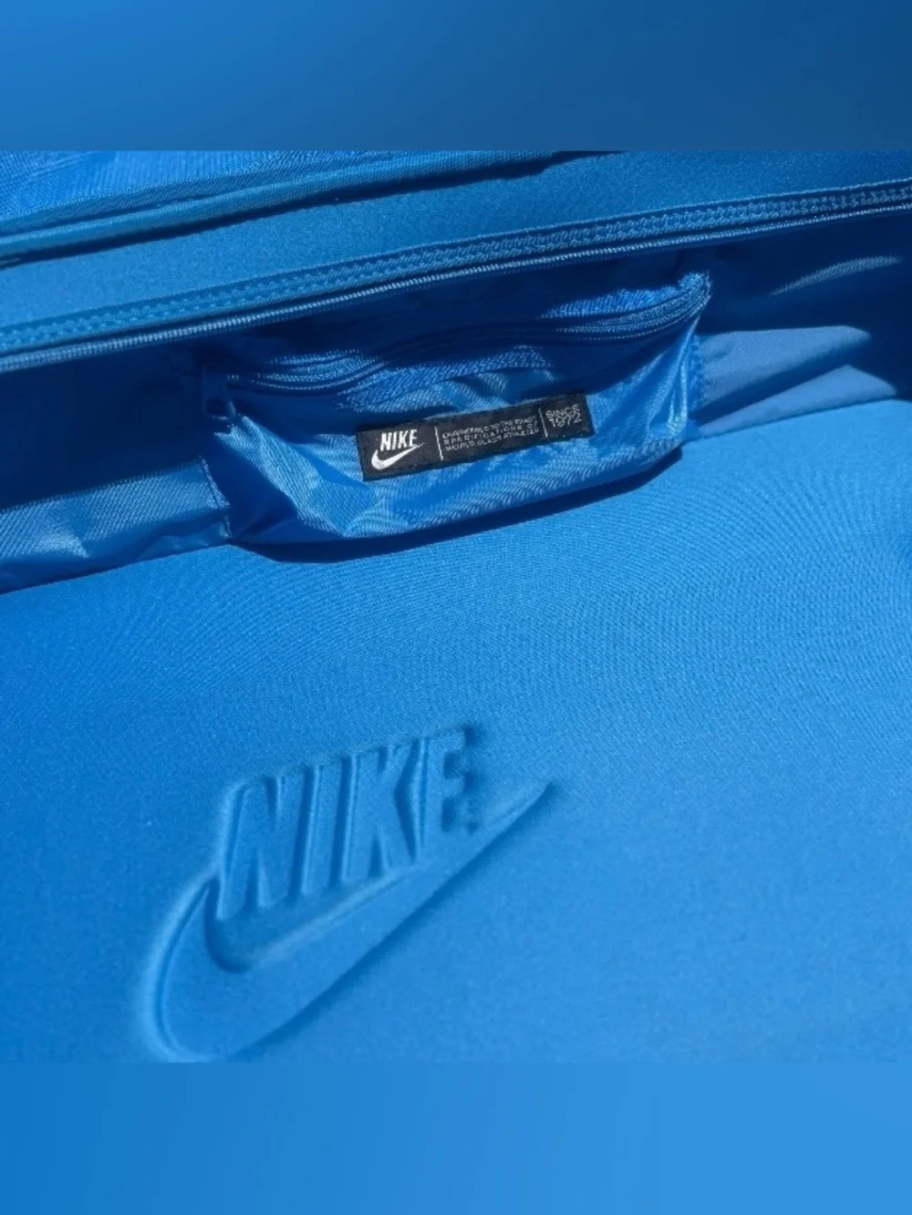 Nike fiftyone49 large